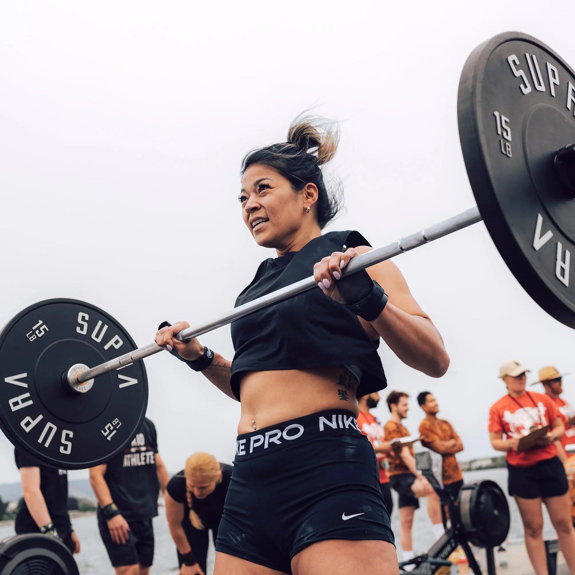 Games Used Black Bumper Plates Supra Athlétique